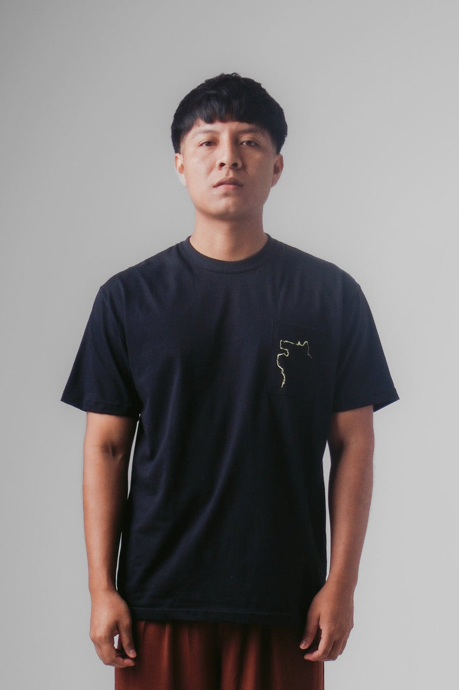 CAMISETA 24 POVOS - PRETO
