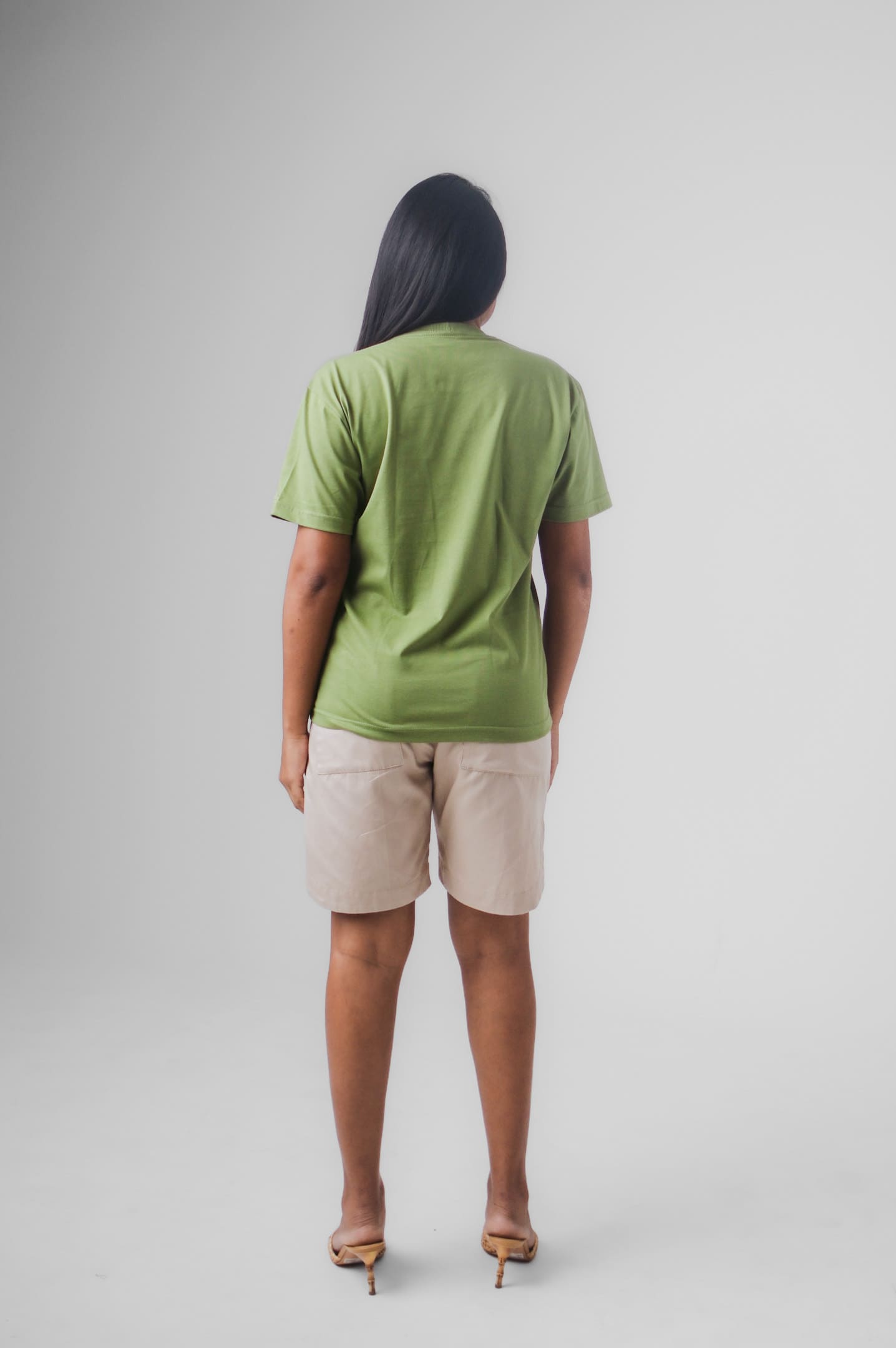 CAMISETA INDÍGENA - VERDE OLIVA
