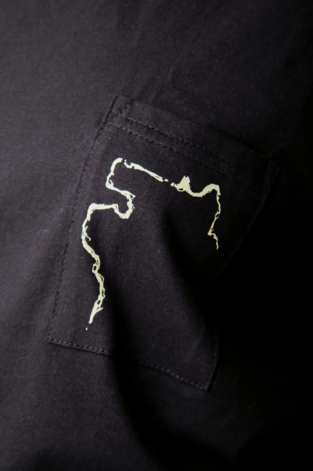 CAMISETA 24 POVOS - PRETO