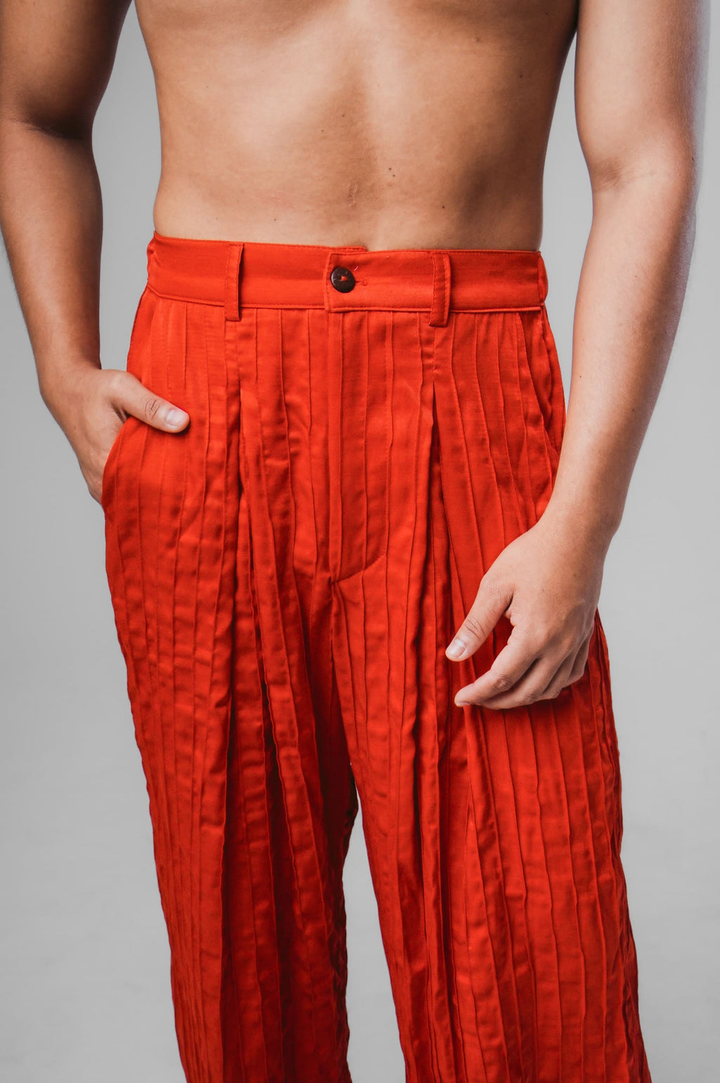 CALÇA RETA FOLHA DE CARANÁ - VERMELHO