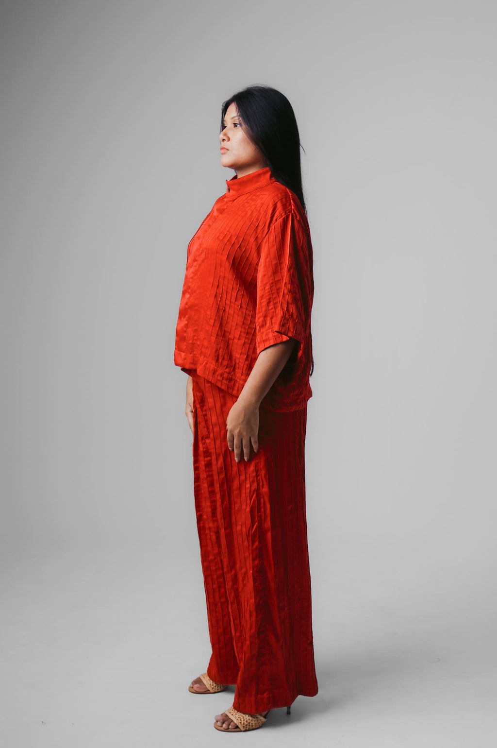 CALÇA RETA FOLHA DE CARANÁ - VERMELHO