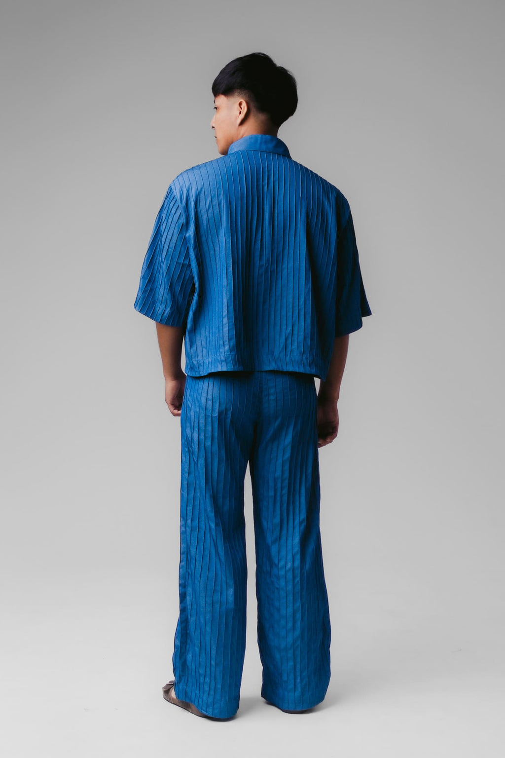 CAMISA CROPPED FOLHA DE CARANÁ - AZUL