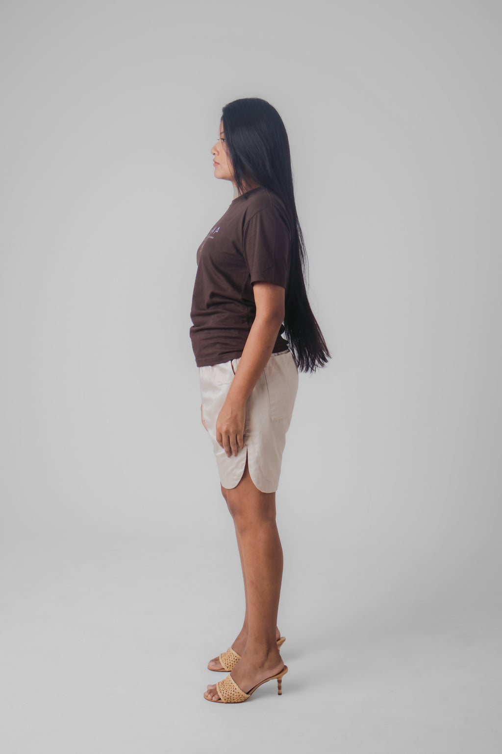CAMISETA INDÍGENA - MARROM